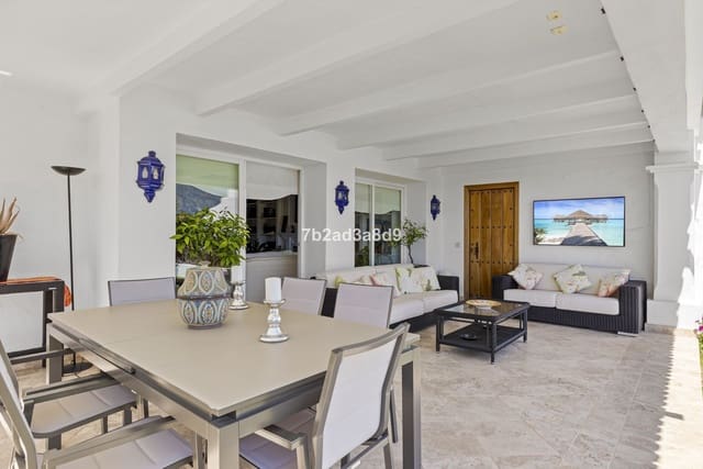 4 slaapkamer Huis te koop in Nueva Andalucia, Marbella met zwembad garage - € 1.290.000 (Ref: 8885411)