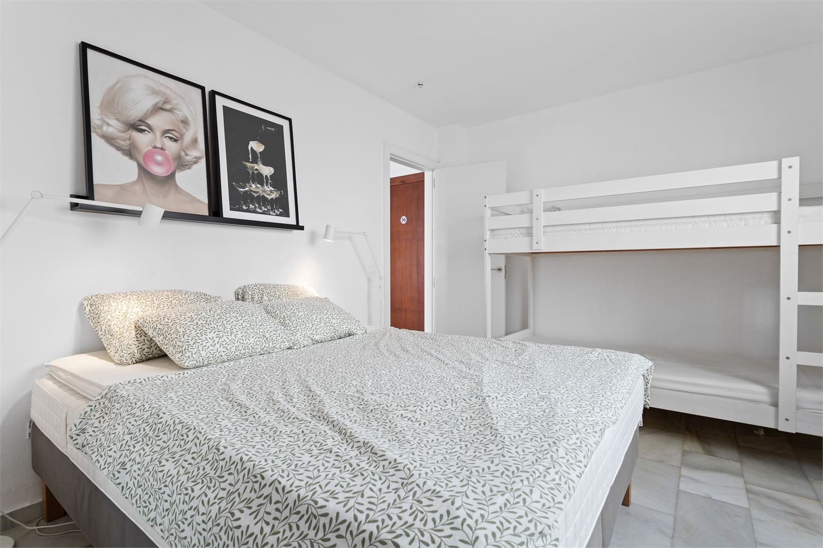 2 soveværelse Lejlighed til salg i Mijas Costa med swimmingpool garage - € 469.000 (Ref: 8885456)