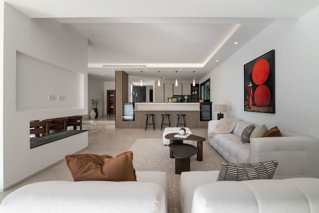 5 slaapkamer Villa te koop in El Paraíso, Benahavís met zwembad garage - € 2.500.000 (Ref: 8887105)