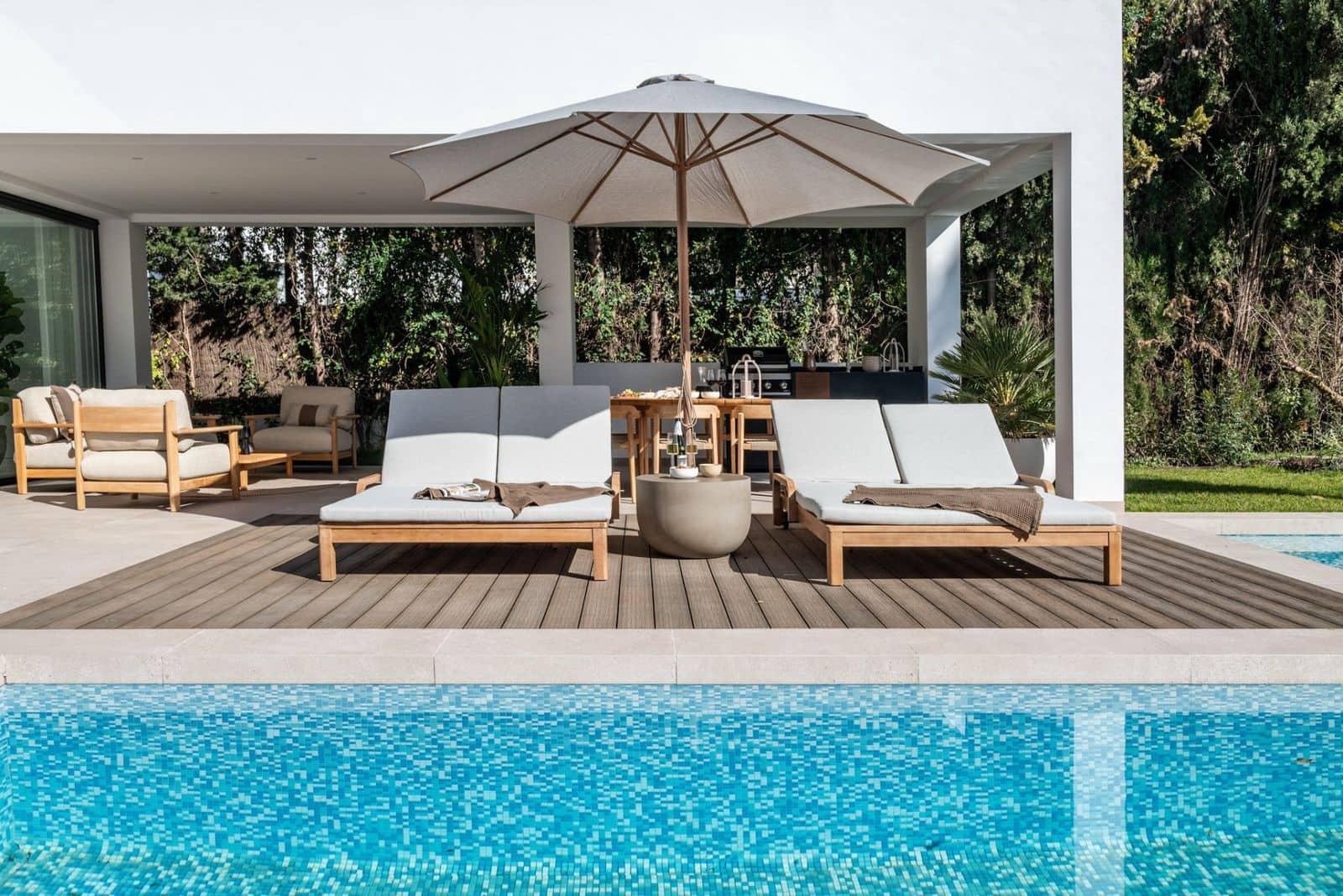 5 soveværelse Villa til salg i Benahavis med swimmingpool garage - € 2.500.000 (Ref: 8887105)