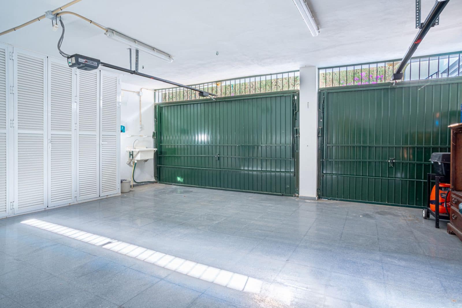 3 soveværelse Byhus til salg i Riviera del Sol med swimmingpool garage - € 750.000 (Ref: 8887108)