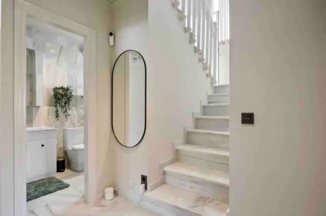 3 soveværelse Villa til salg i El Rosario, Marbella med swimmingpool garage - € 10.750.000 (Ref: 8887113)