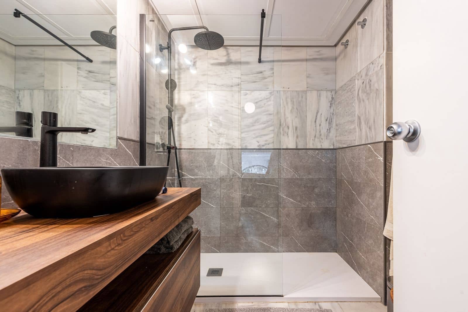 2 slaapkamer Appartement te koop in Marbella met zwembad garage - € 749.000 (Ref: 8887127)