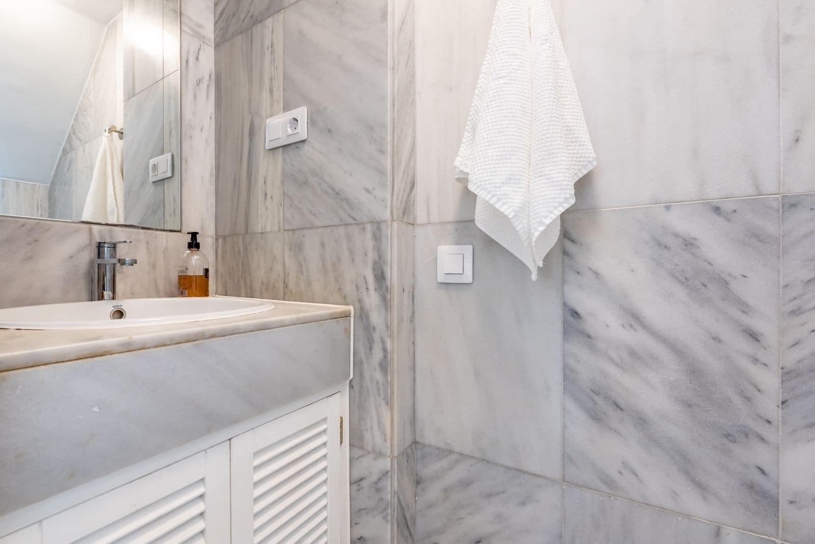 2 slaapkamer Appartement te koop in Marbella met zwembad garage - € 749.000 (Ref: 8887127)