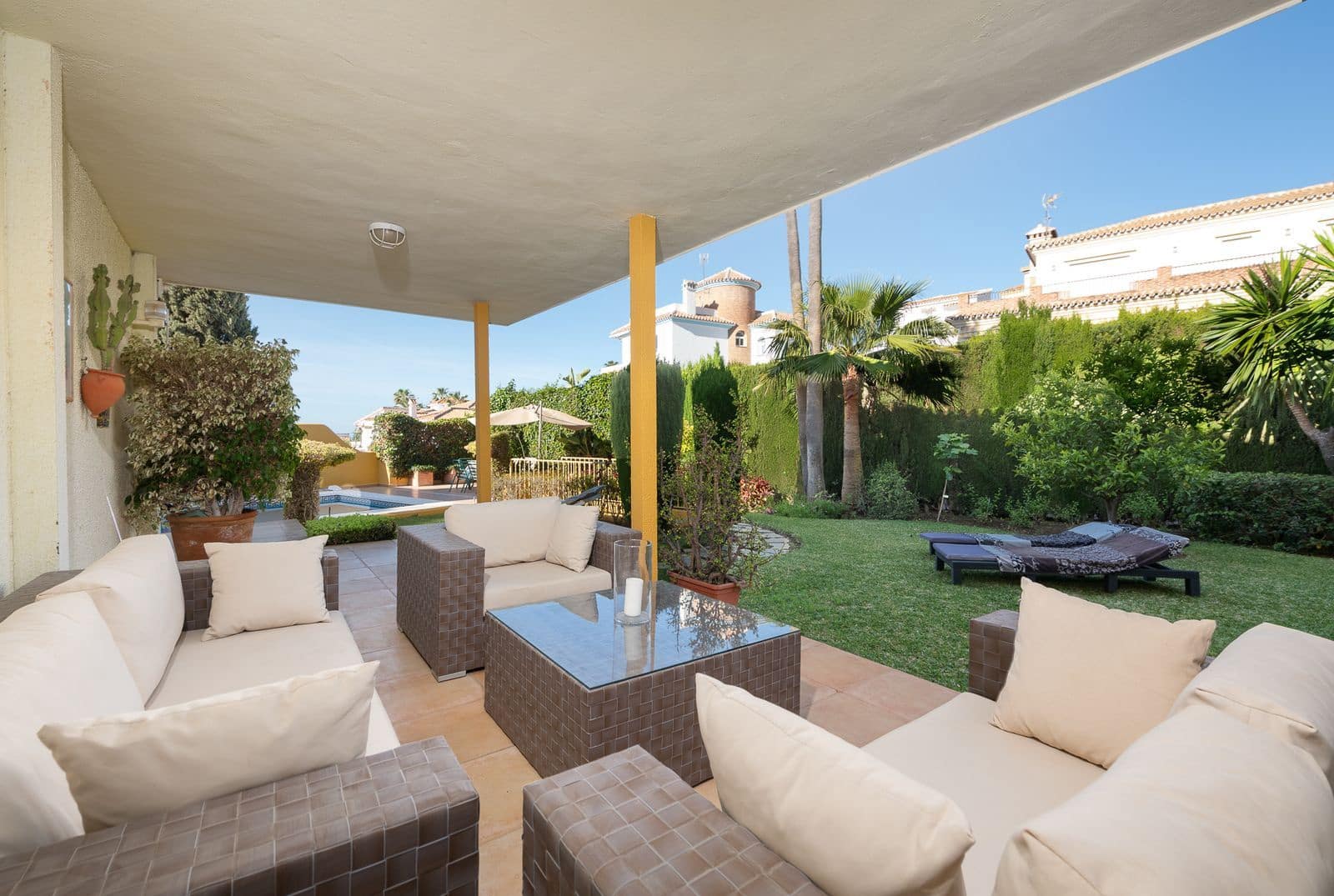 4 soveværelse Villa til salg i Riviera del Sol med swimmingpool garage - € 945.499 (Ref: 8895807)