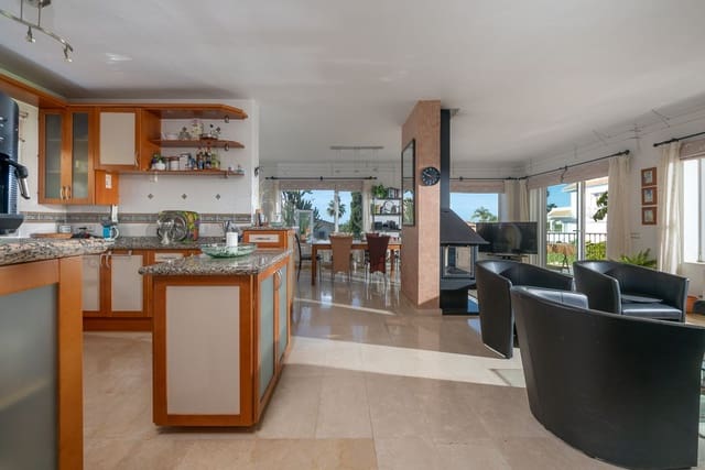 4 soverom Villa til salgs i Riviera del Sol, Mijas med svømmebasseng garasje - € 945 499 (Ref: 8895807)