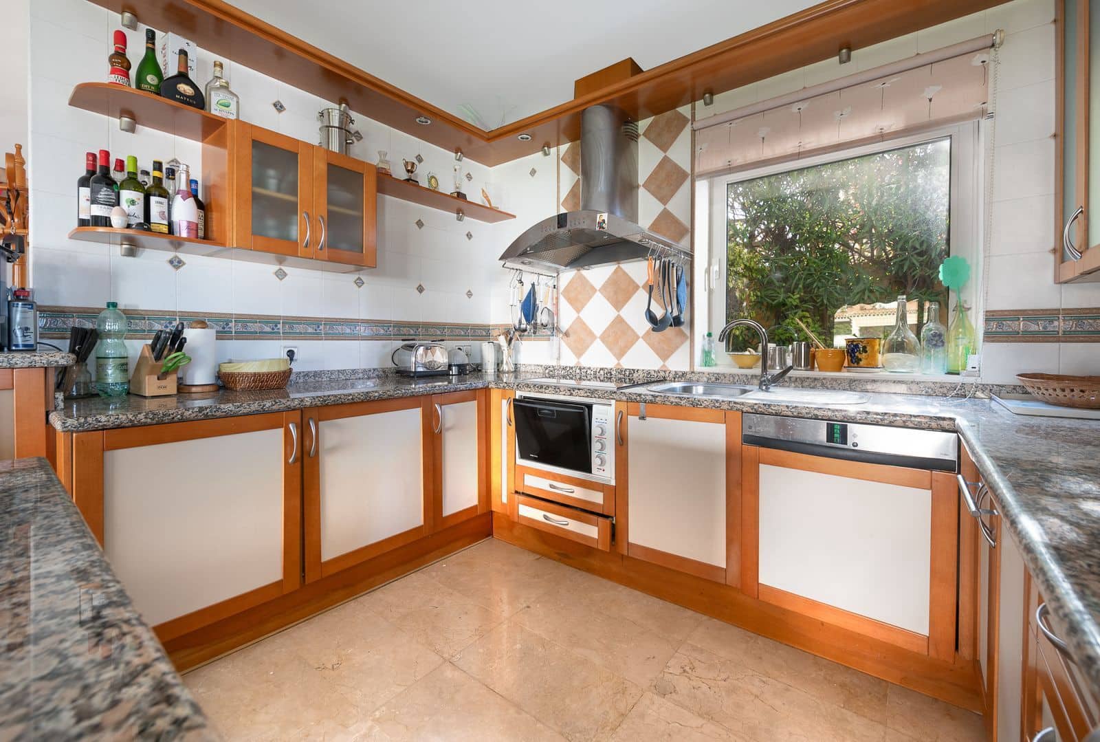 4 soveværelse Villa til salg i Riviera del Sol med swimmingpool garage - € 945.499 (Ref: 8895807)