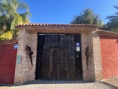 4 soveværelse Villa til salg i Alhaurin de la Torre med swimmingpool garage - € 875.000 (Ref: 8895827)