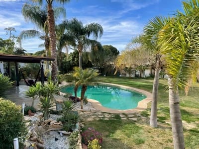 4 soveværelse Villa til salg i Alhaurin de la Torre med swimmingpool garage - € 875.000 (Ref: 8895827)