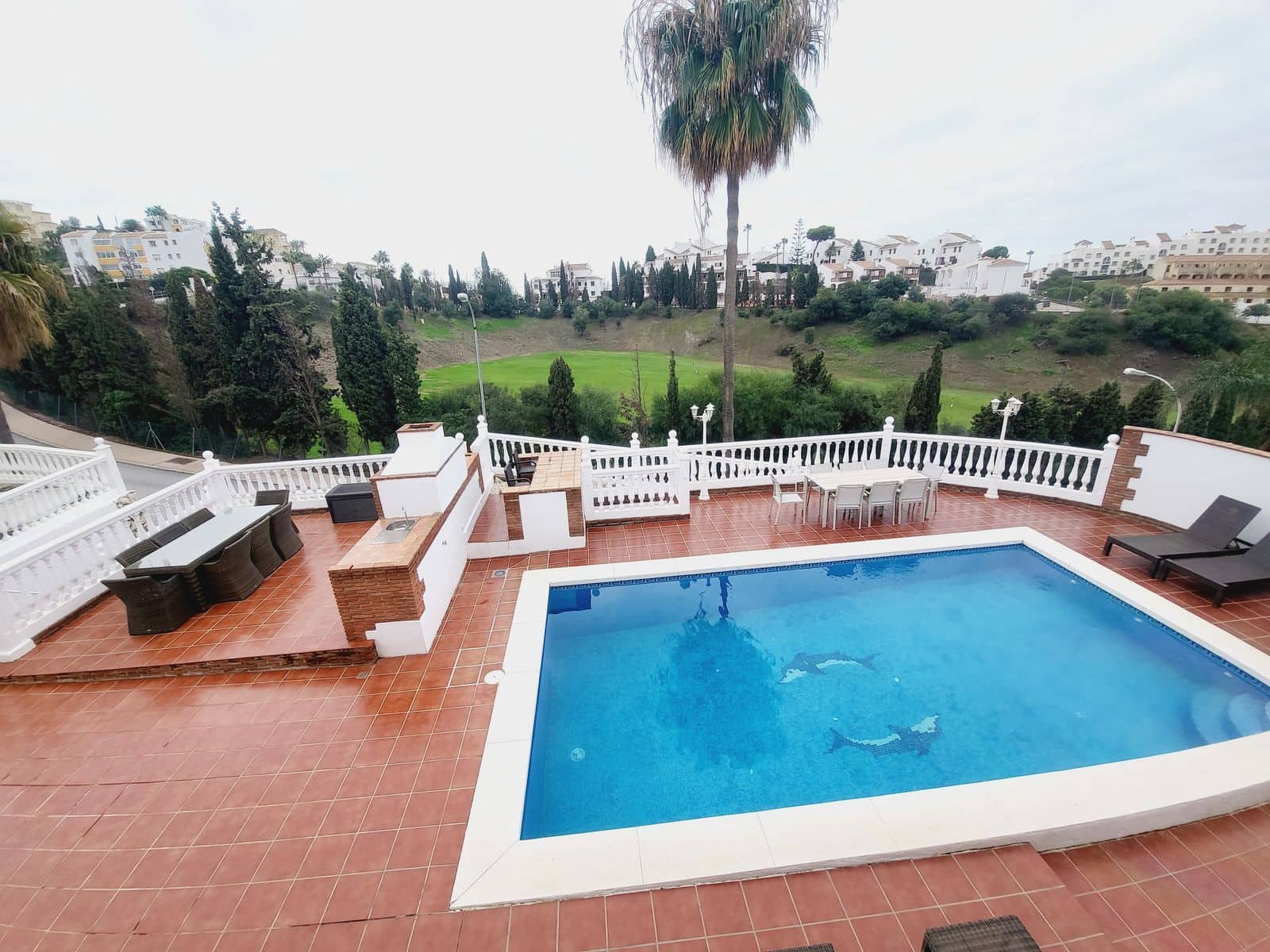 5 soveværelse Villa til salg i Riviera del Sol med swimmingpool garage - € 849.500 (Ref: 8895853)