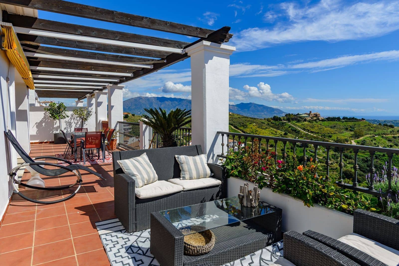 2 sovrum Lägenhet till salu i Calahonda med pool garage - 690 000 € (Ref: 8925078)