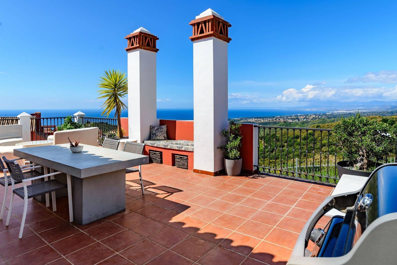 2 sovrum Lägenhet till salu i Calahonda med pool garage - 690 000 € (Ref: 8925078)