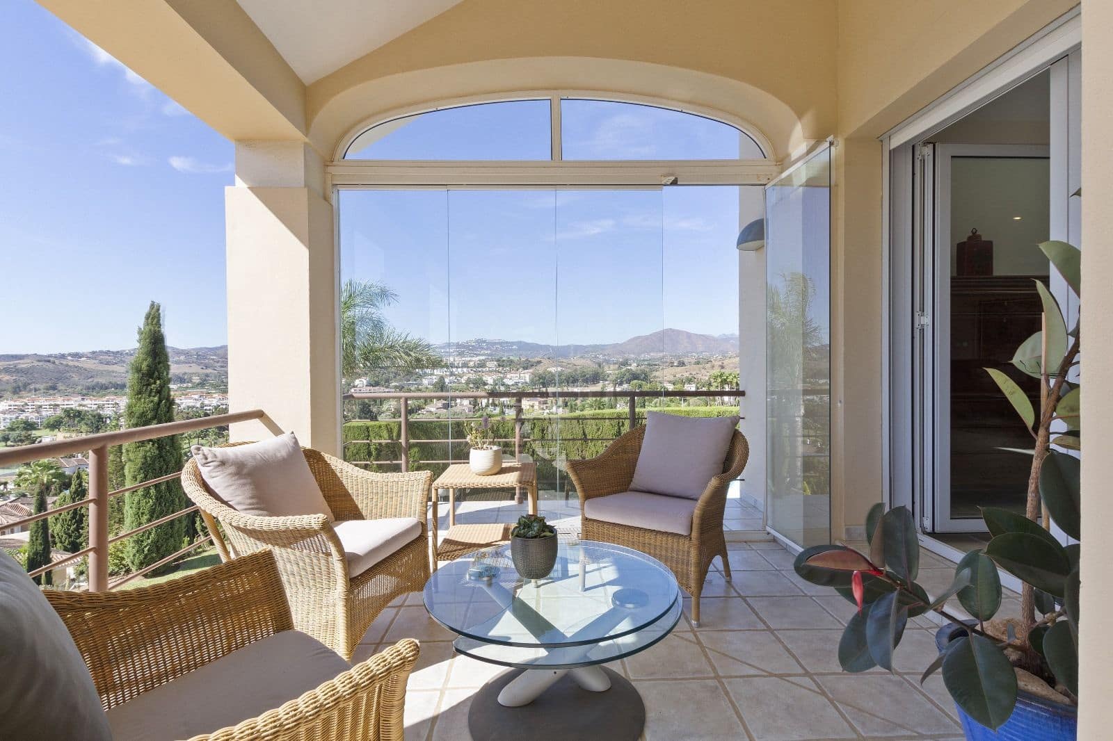 Willa na sprzedaż w Mijas Golf z basenem garażem - 1 990 000 € (Ref: 8939208)