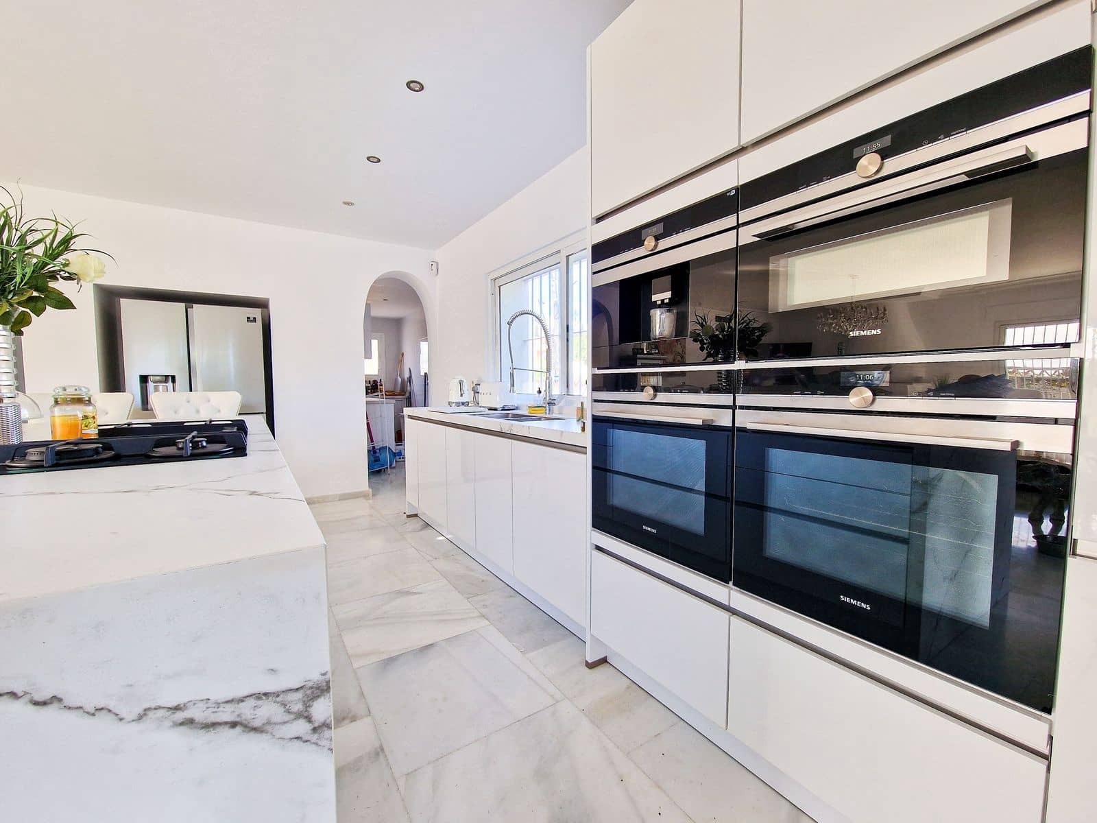 6 soveværelse Villa til salg i Benahavis med swimmingpool garage - € 1.495.000 (Ref: 8942074)