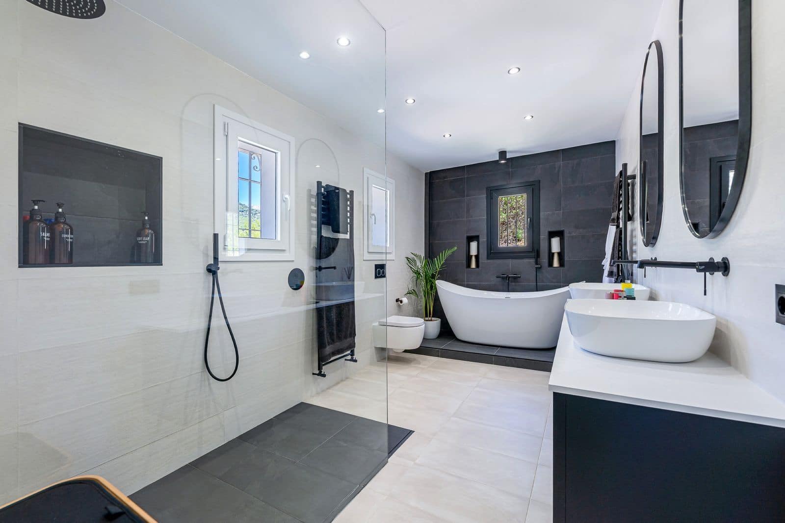 3 slaapkamer Villa te koop in Mijas met zwembad garage - € 1.345.000 (Ref: 8973698)