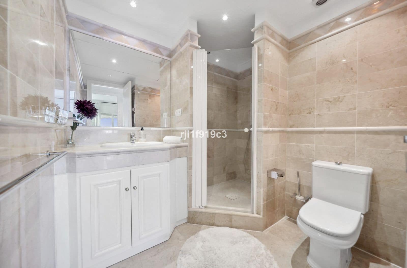 2 soveværelse Lejlighed til salg i Elviria med swimmingpool garage - € 530.000 (Ref: 8973752)