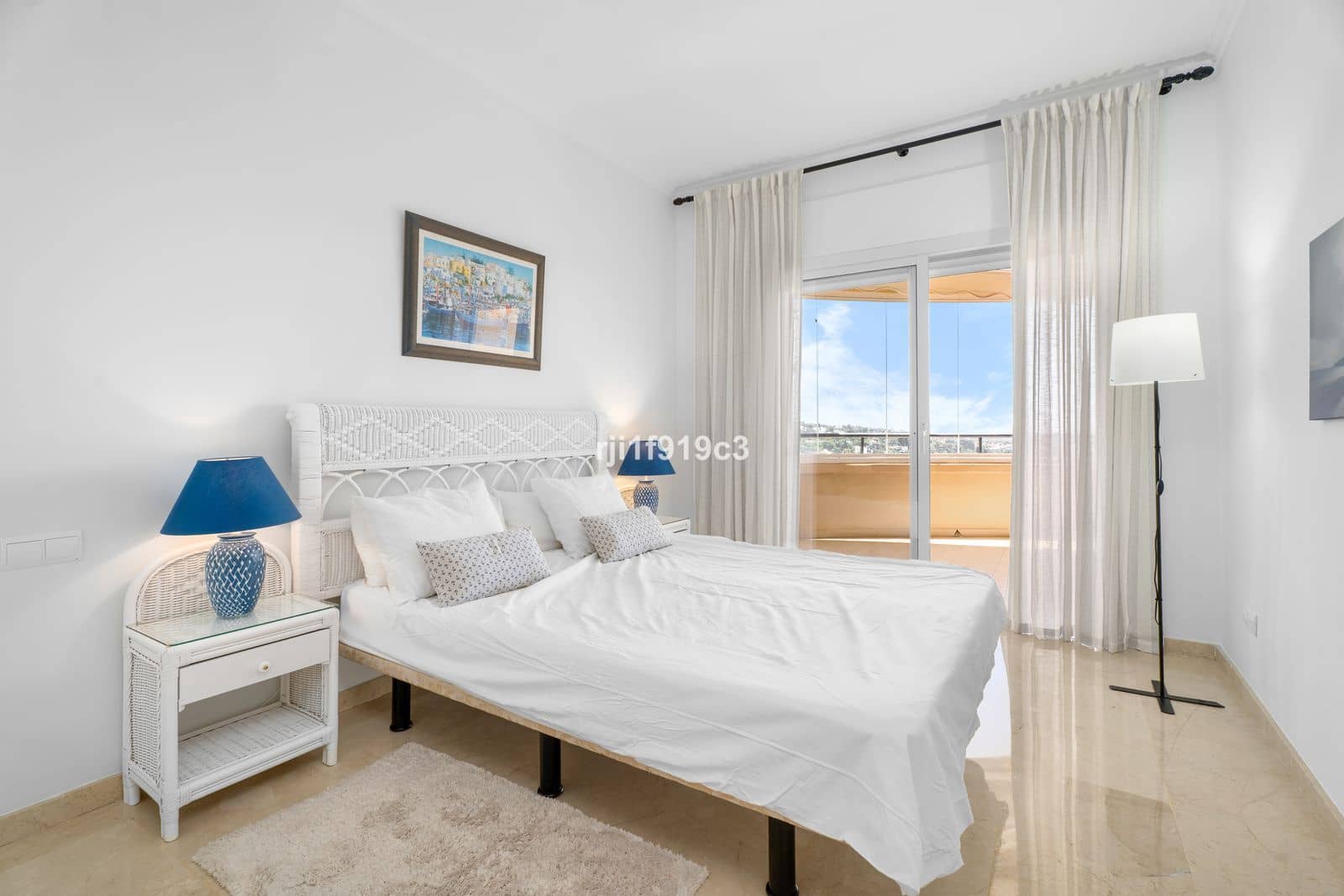 2 soveværelse Lejlighed til salg i Elviria med swimmingpool garage - € 530.000 (Ref: 8973752)