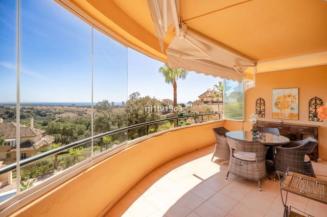 2 soverom Leilighet til salgs i Elviria, Marbella med svømmebasseng garasje - € 530 000 (Ref: 8973752)