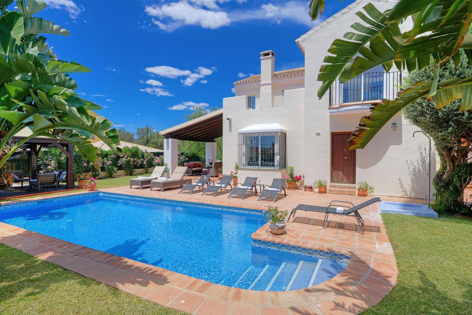 4 soveværelse Villa til salg i Mijas Golf med swimmingpool garage - € 895.000 (Ref: 8992926)