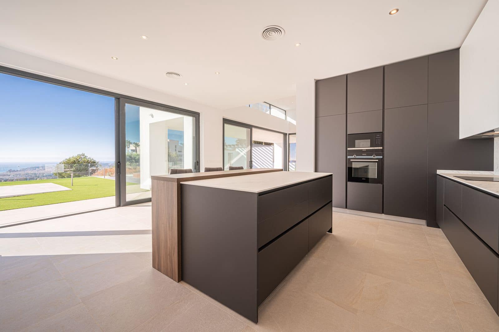 4 Zimmer Villa zu verkaufen in Mijas mit Pool Garage - 1.500.000 € (Ref: 8992969)