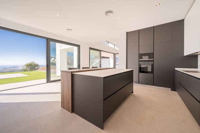 4 Zimmer Villa zu verkaufen in Mijas mit Pool Garage - 1.500.000 € (Ref: 8992969)