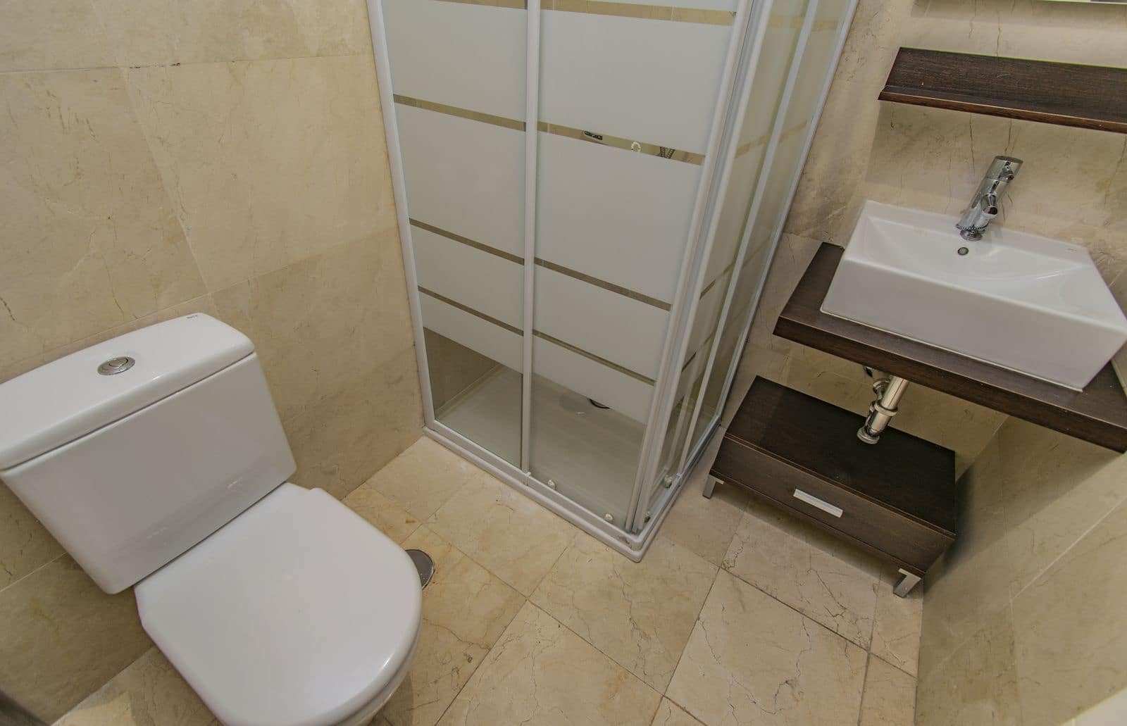 2 soveværelse Lejlighed til salg i Los Flamingos med swimmingpool garage - € 419.000 (Ref: 9004158)