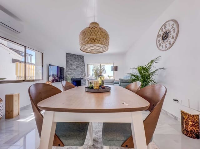 2 soverom Leilighet til salgs i Calahonda, Mijas med svømmebasseng garasje - € 349 000 (Ref: 9015641)