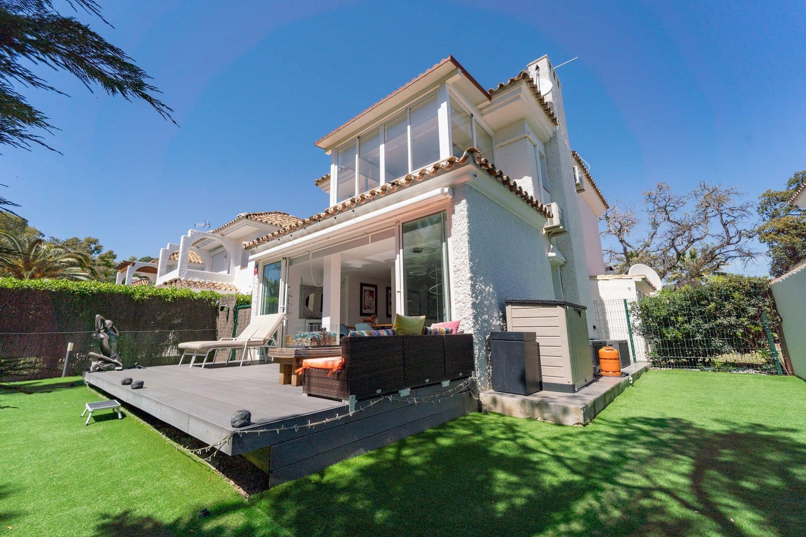 3 soveværelse Villa til salg i Calahonda med swimmingpool garage - € 795.000 (Ref: 9019399)