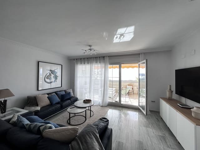 3 soverom Leilighet til salgs i Cabopino, Marbella med svømmebasseng garasje - € 550 000 (Ref: 9021896)