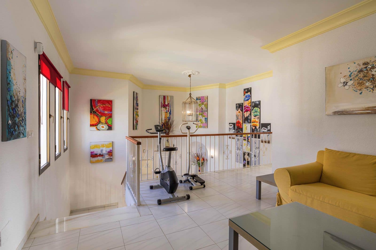 5 soverom Villa til salgs i Estepona med svømmebasseng garasje - € 1 100 000 (Ref: 9022016)