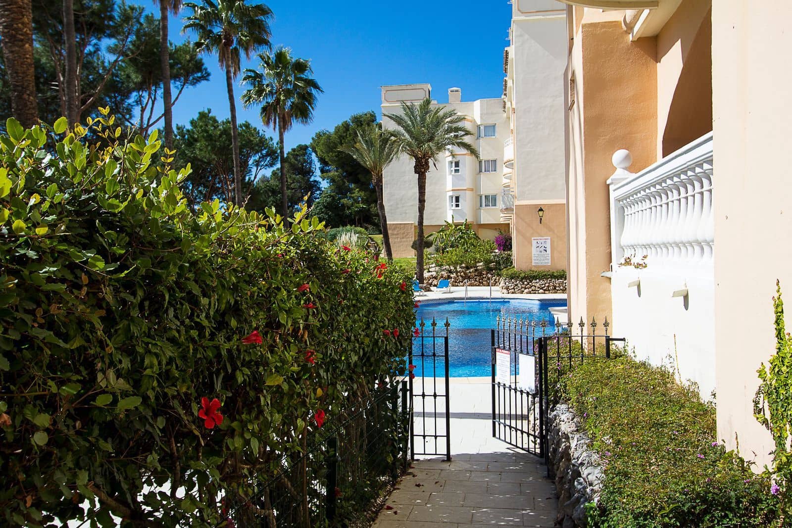 Appartement à vendre à Calahonda avec piscine garage - 295 000 € (Ref: 9025105)