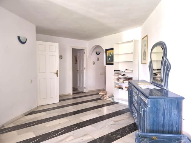 2 chambre Appartement à vendre à Calahonda, Mijas avec piscine garage - 295 000 € (Ref: 9025252)