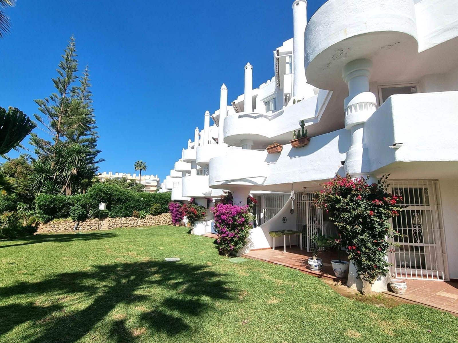 2 soverom Leilighet til salgs i Calahonda med svømmebasseng garasje - € 295 000 (Ref: 9025252)