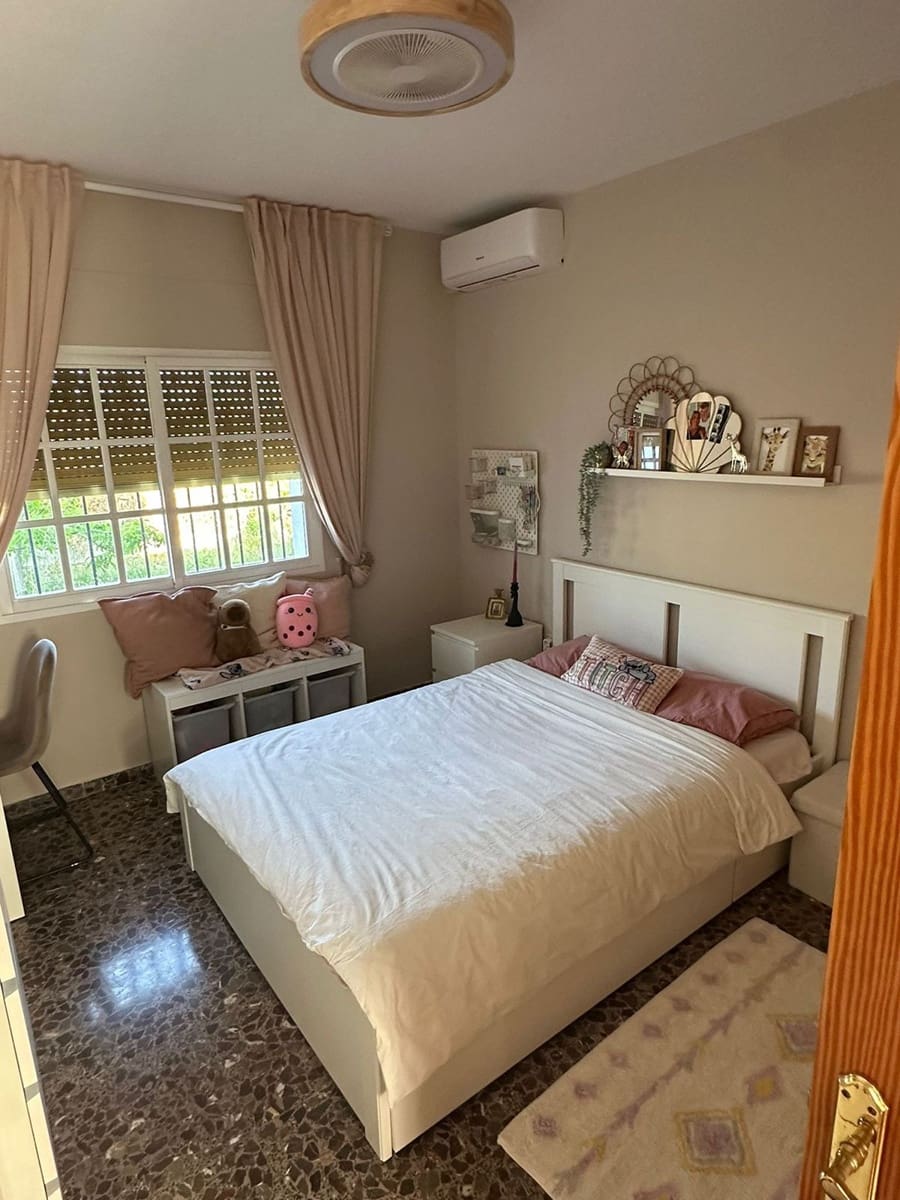 5 soveværelse Villa til salg i Alhaurin de la Torre med swimmingpool garage - € 795.000 (Ref: 9027302)