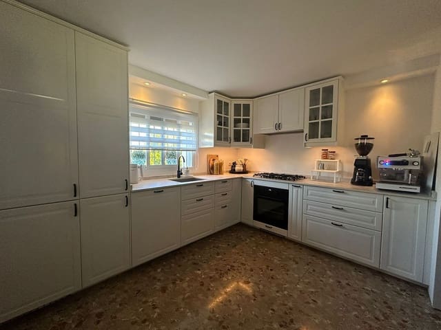 5 soveværelse Villa til salg i Alhaurín de la Torre med swimmingpool garage - € 795.000 (Ref: 9027302)