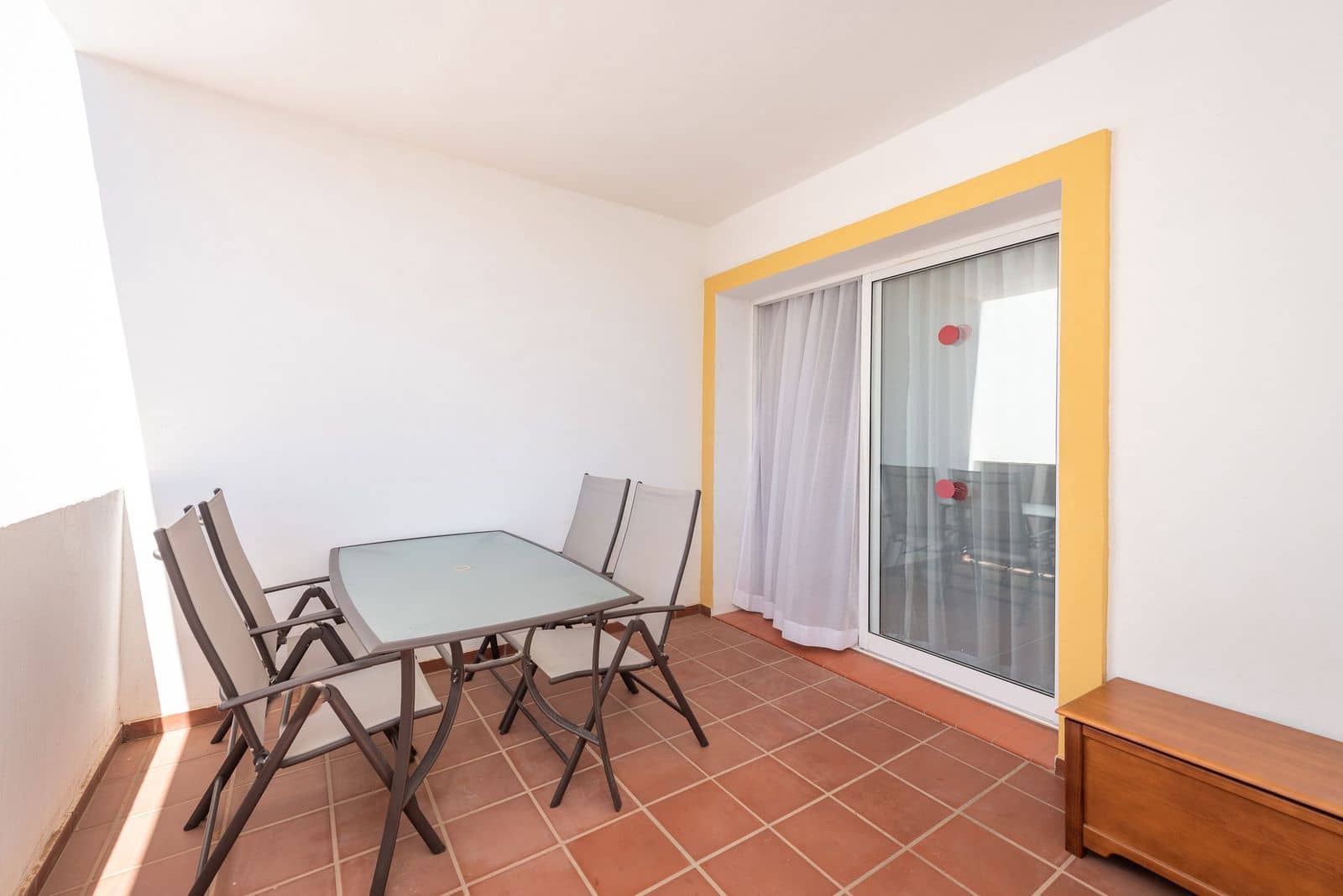 3 soveværelse Strandlejlighed til salg i Marbesa med swimmingpool garage - € 375.000 (Ref: 9049611)