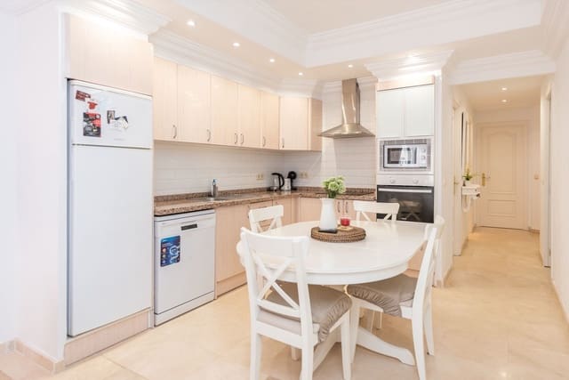 3 soverom Strandleiligheter til salgs i Marbesa, Marbella med svømmebasseng garasje - € 375 000 (Ref: 9049611)