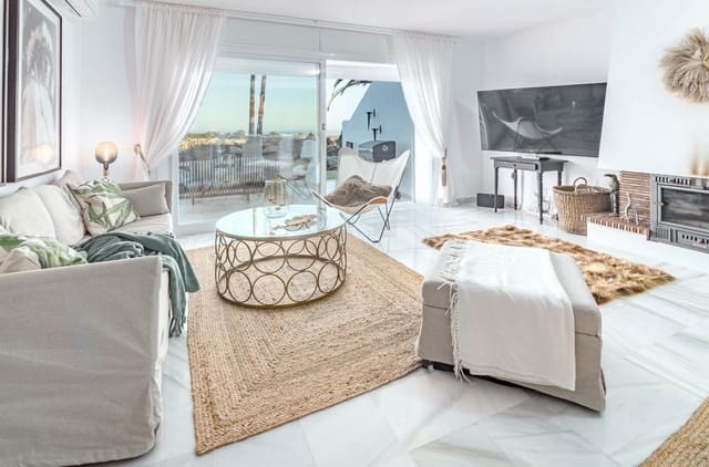 2 soverom Hus til salgs i El Paraiso, Estepona med svømmebasseng garasje - € 520 000 (Ref: 9050039)