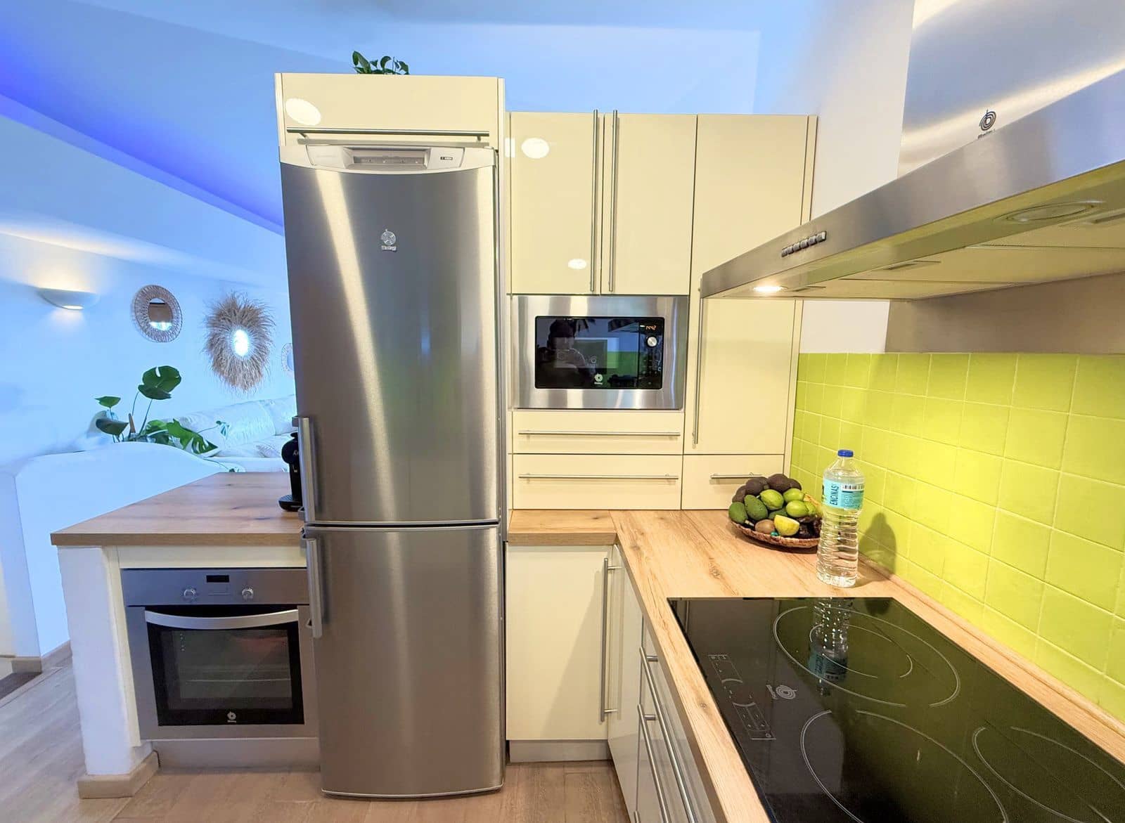 3 slaapkamer Villa te koop in Estepona met zwembad garage - € 730.000 (Ref: 9061803)