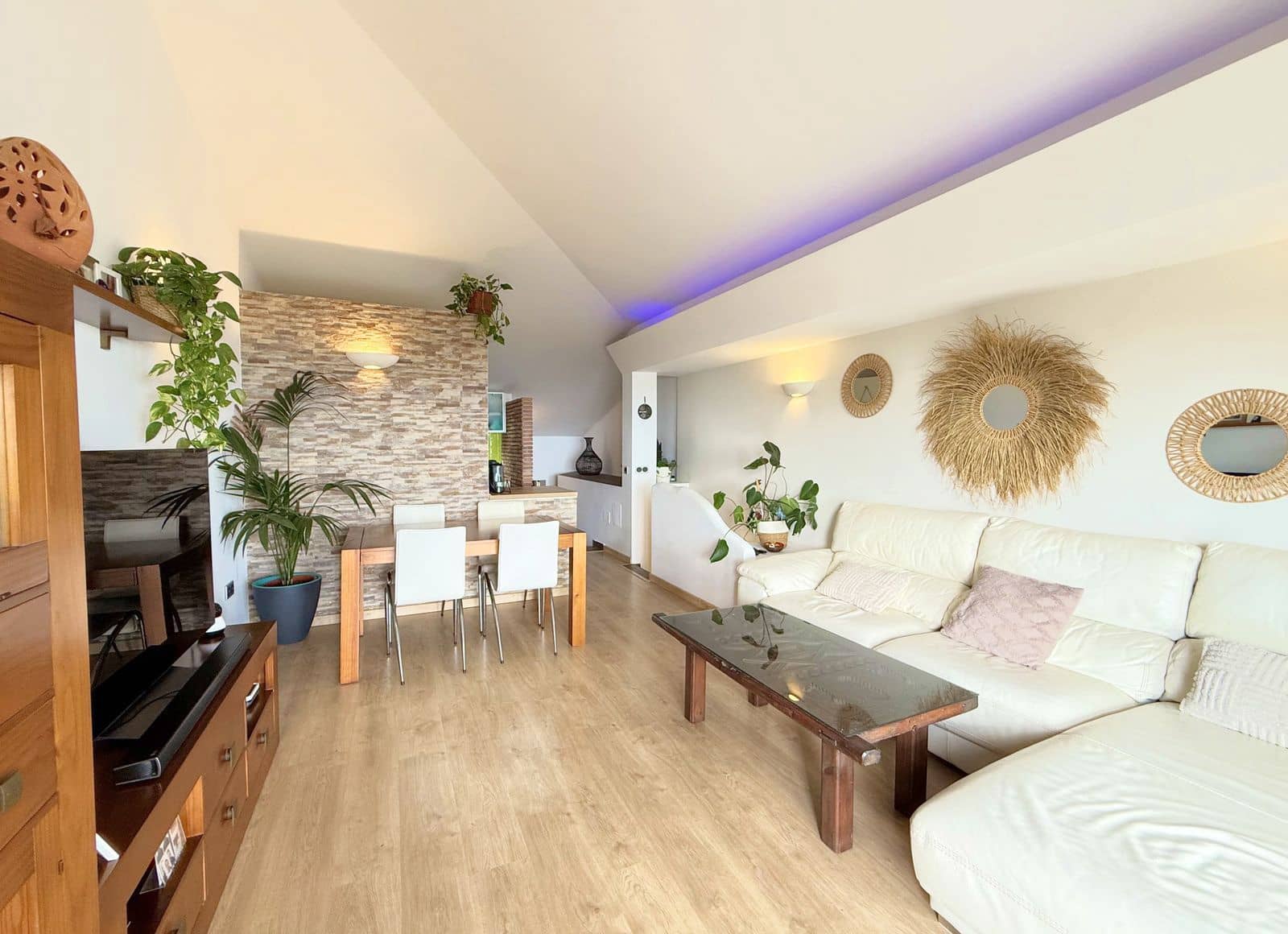 3 slaapkamer Villa te koop in Estepona met zwembad garage - € 730.000 (Ref: 9061803)