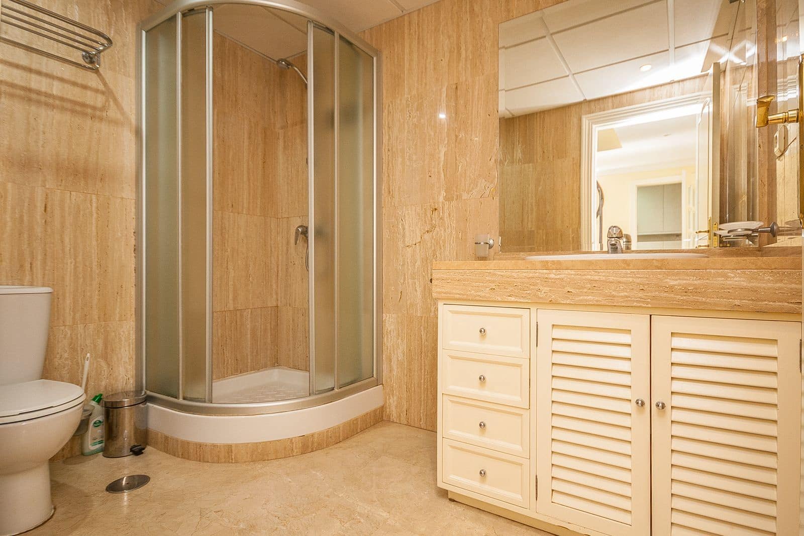 2 soveværelse Penthouse til salg i Elviria med swimmingpool garage - € 439.000 (Ref: 9061806)