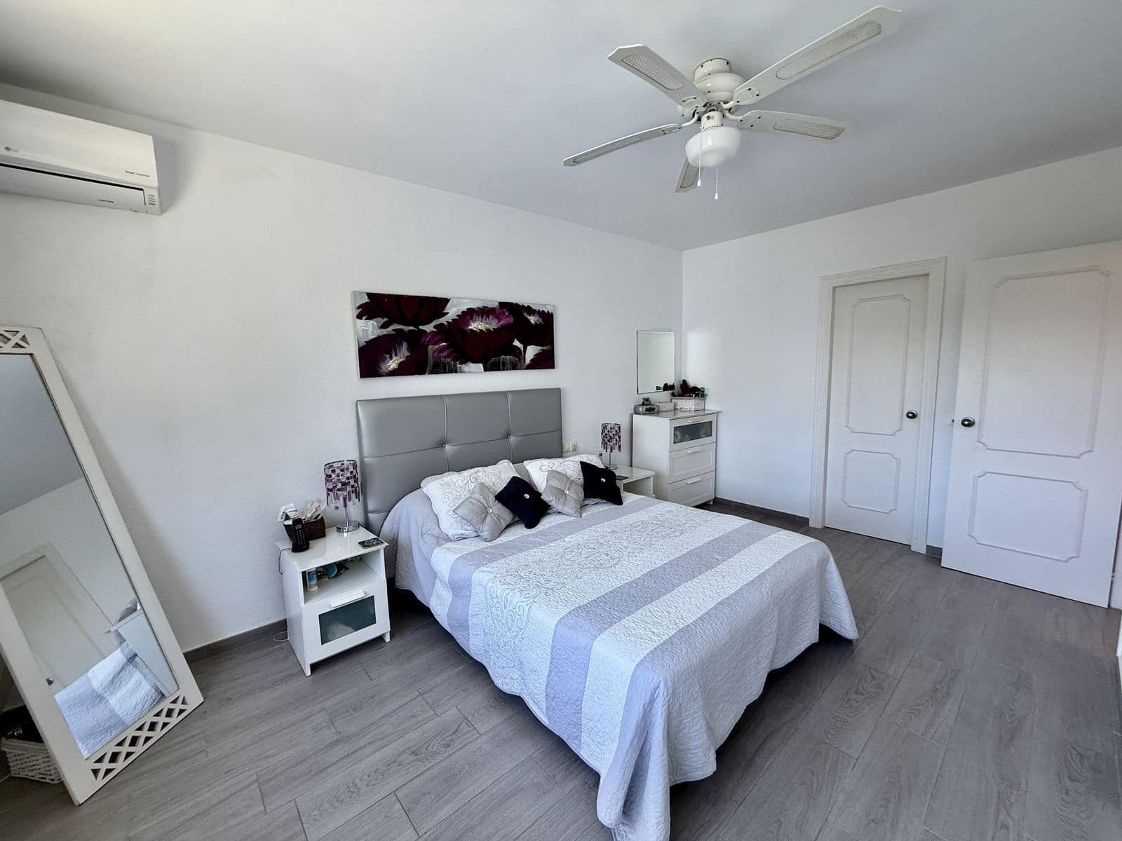 2 soveværelse Byhus til salg i Calahonda med swimmingpool garage - € 449.000 (Ref: 9084438)