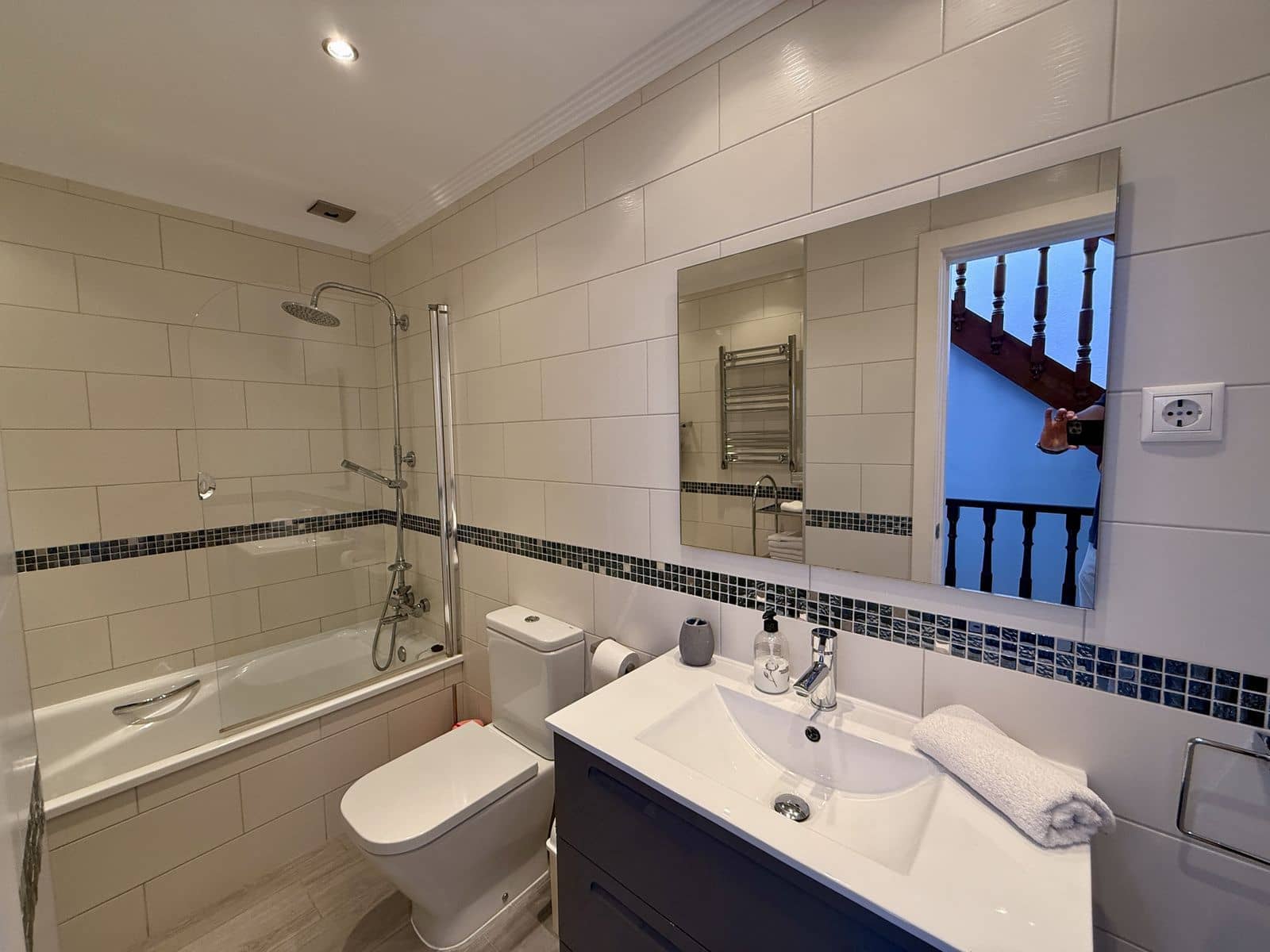 2 soveværelse Byhus til salg i Calahonda med swimmingpool garage - € 449.000 (Ref: 9084438)