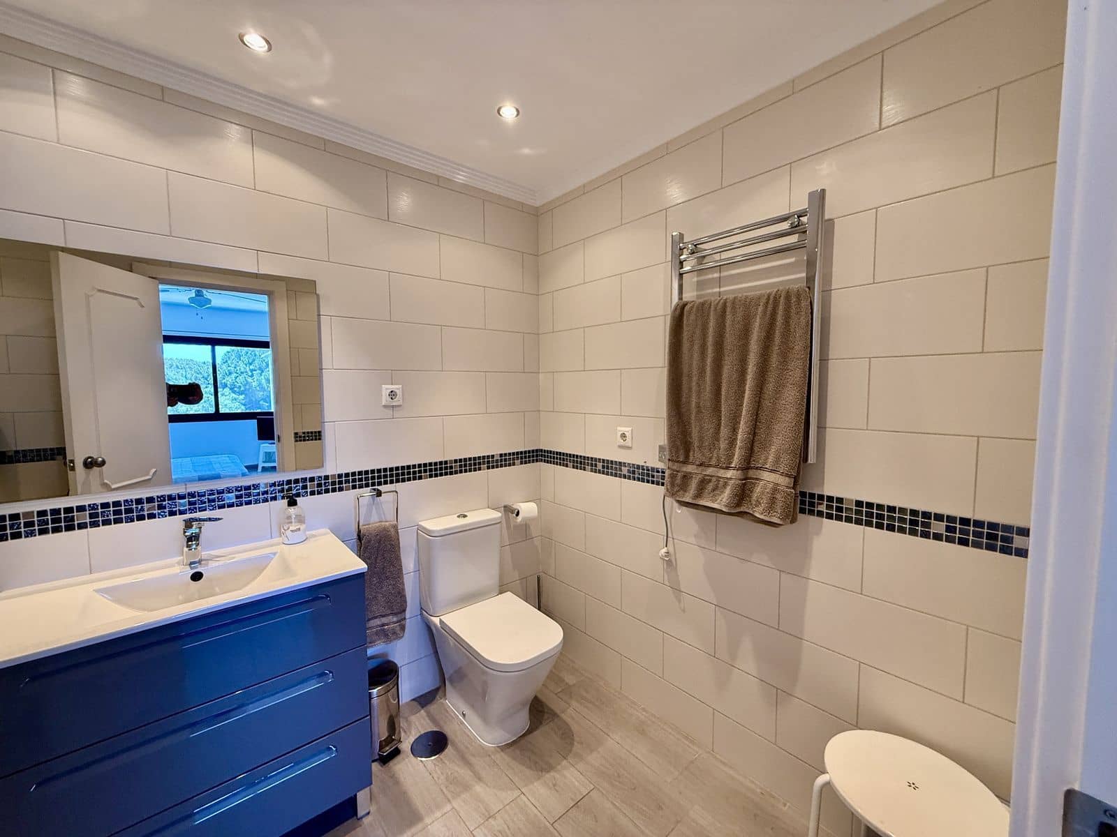 2 soveværelse Byhus til salg i Calahonda med swimmingpool garage - € 449.000 (Ref: 9084438)