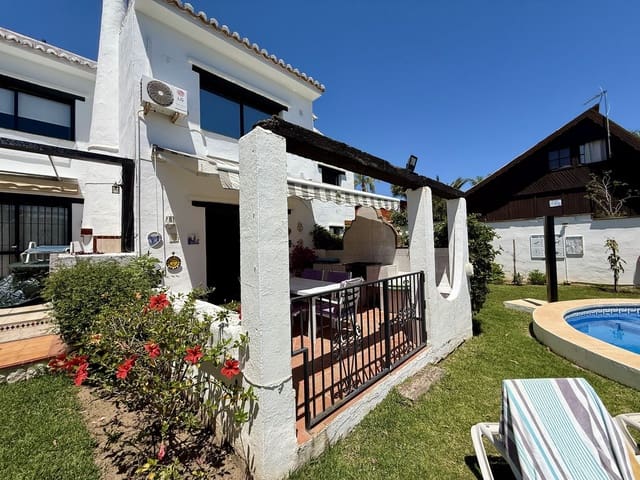 2 soveværelse Byhus til salg i Calahonda, Mijas med swimmingpool garage - € 449.000 (Ref: 9084438)