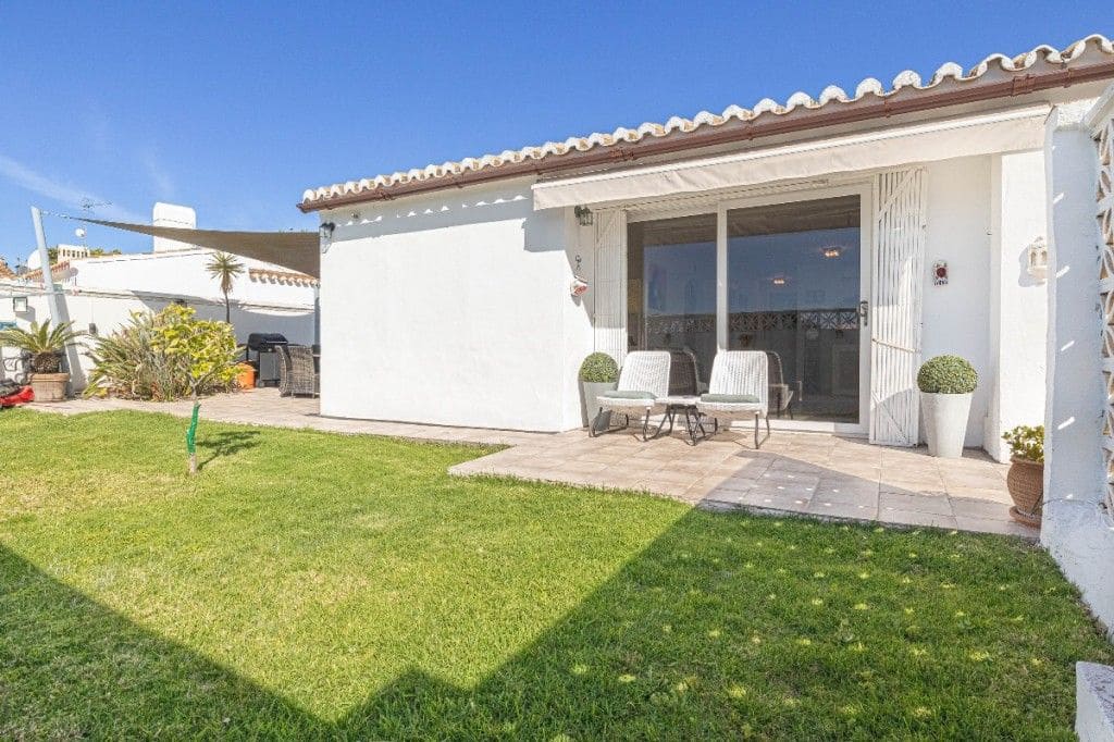 3 soveværelse Villa til salg i Calypso med swimmingpool garage - € 575.000 (Ref: 9084451)