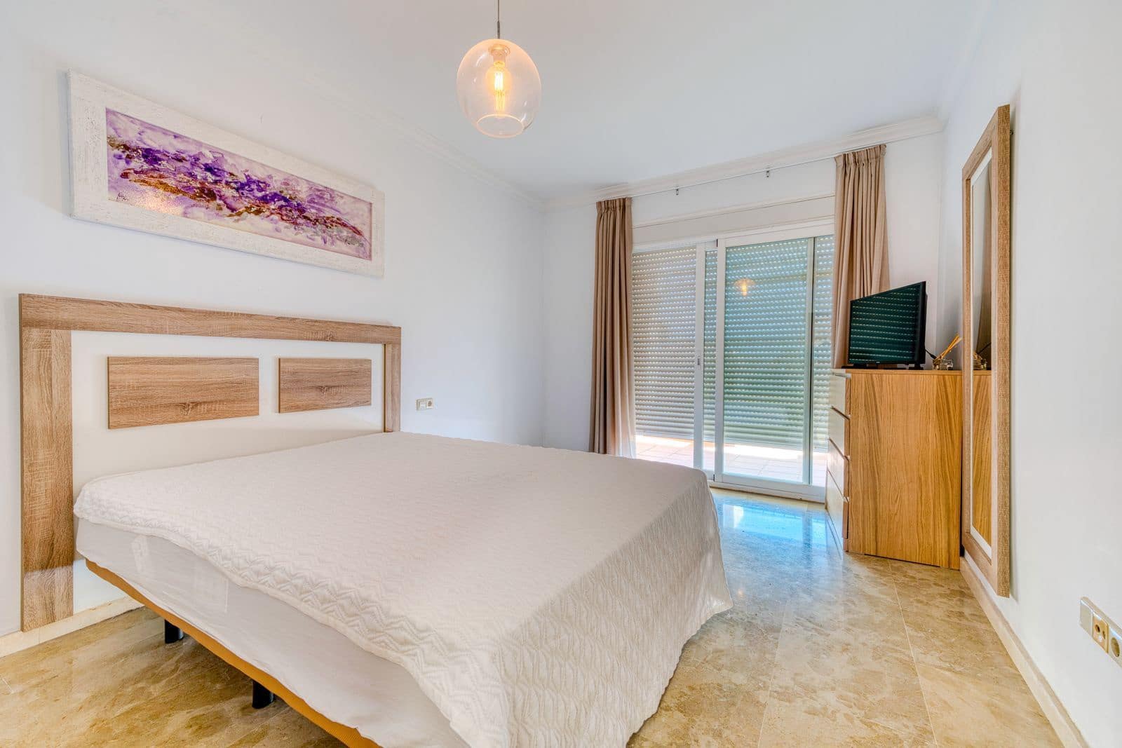 2 soveværelse Lejlighed til salg i La Cala Hills med swimmingpool garage - € 320.000 (Ref: 9101272)