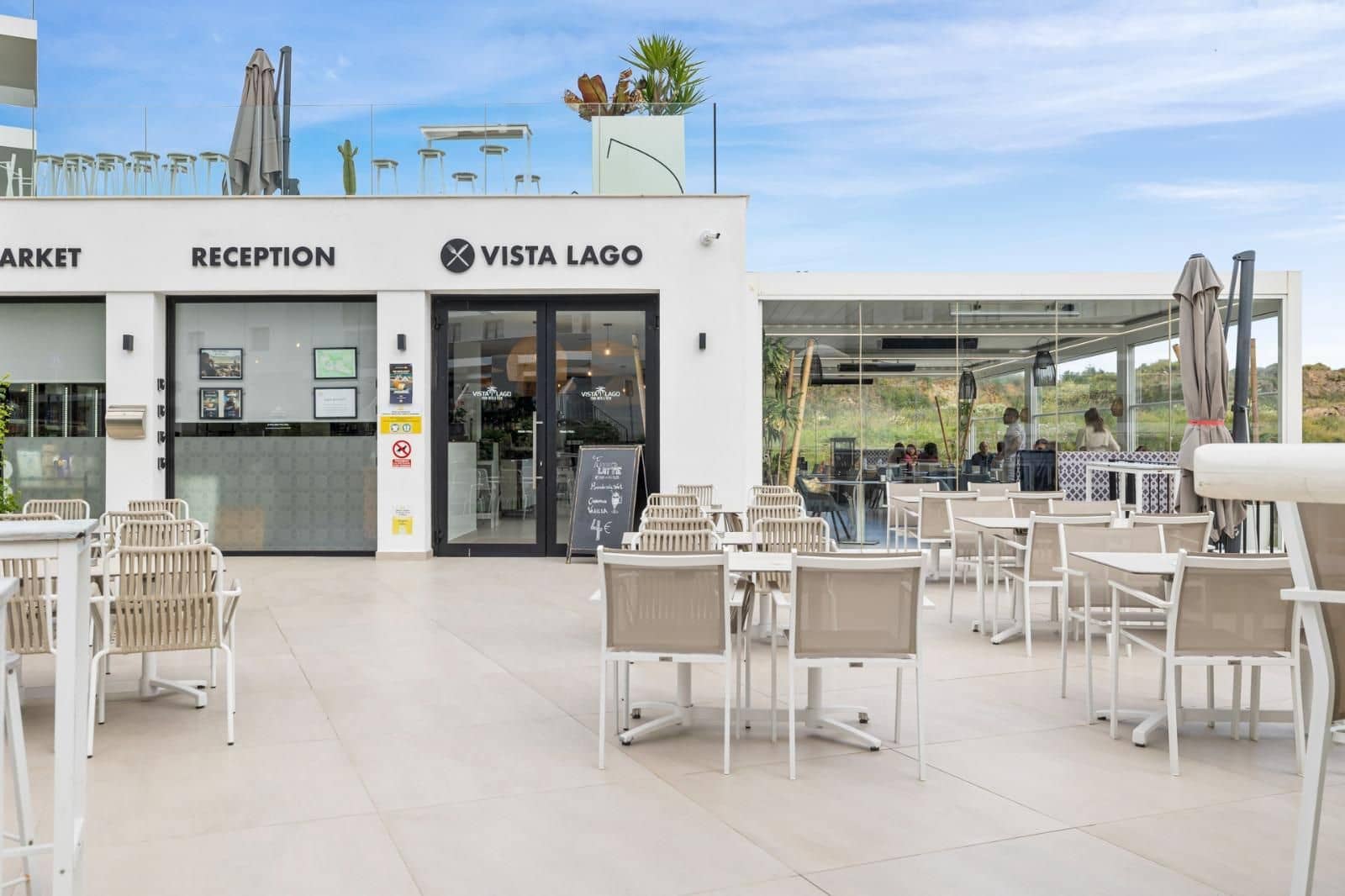 2 makuuhuone Huoneisto myytävänä paikassa La Cala de Mijas mukana uima-altaan 
autotalli - 498 999 € (Ref: 9101309)