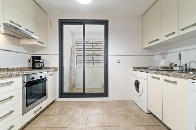 2 soverom Leilighet til salgs i La Cala de Mijas, Mijas med svømmebasseng garasje - € 369 000 (Ref: 9101659)