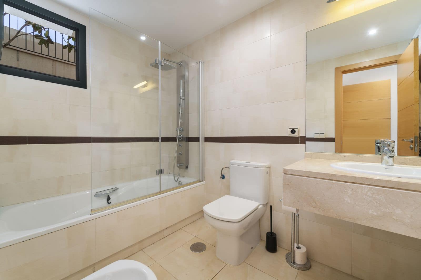 2 soverom Leilighet til salgs i La Cala de Mijas med svømmebasseng garasje - € 369 000 (Ref: 9101659)